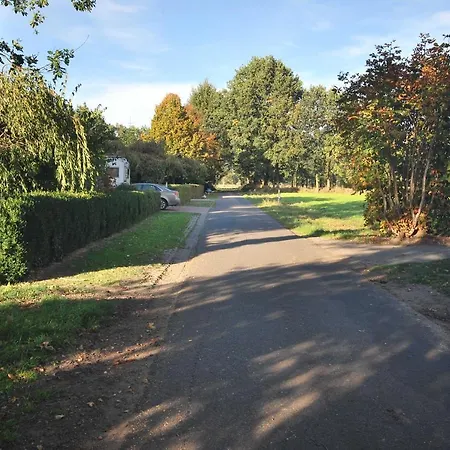 Am Moor, 35629 * Uplengen