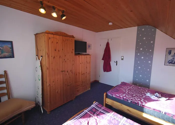 Am Moor, 35629 * Uplengen