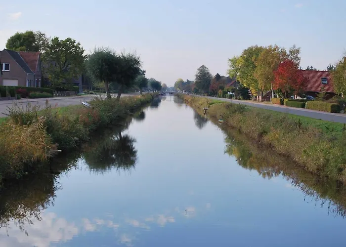 Am Moor, 35629 * Uplengen