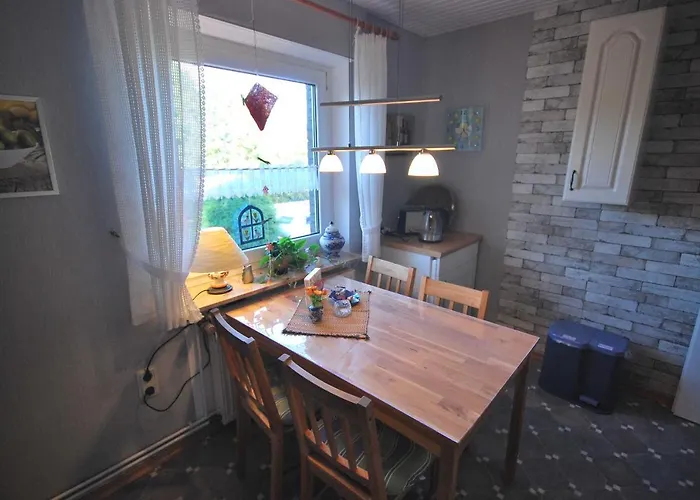 Am Moor, 35629 * Uplengen